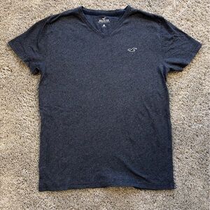 Hollister Must Have Collection Men’s V-Neck T-Shirt Size S